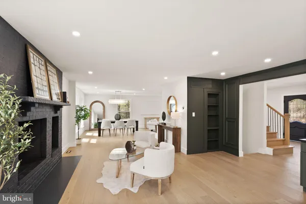 $2,475,000 | 11115 Streamview Court, Great Falls, VA 22066