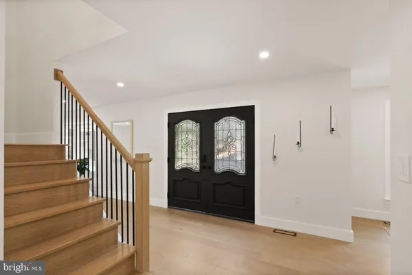 $2,475,000 | 11115 Streamview Court, Great Falls, VA 22066