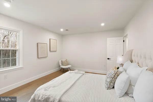 $2,475,000 | 11115 Streamview Court, Great Falls, VA 22066