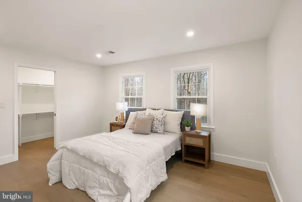 $2,475,000 | 11115 Streamview Court, Great Falls, VA 22066