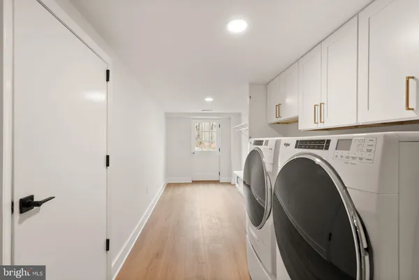 $2,475,000 | 11115 Streamview Court, Great Falls, VA 22066