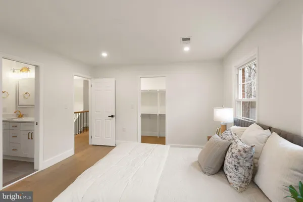 $2,475,000 | 11115 Streamview Court, Great Falls, VA 22066