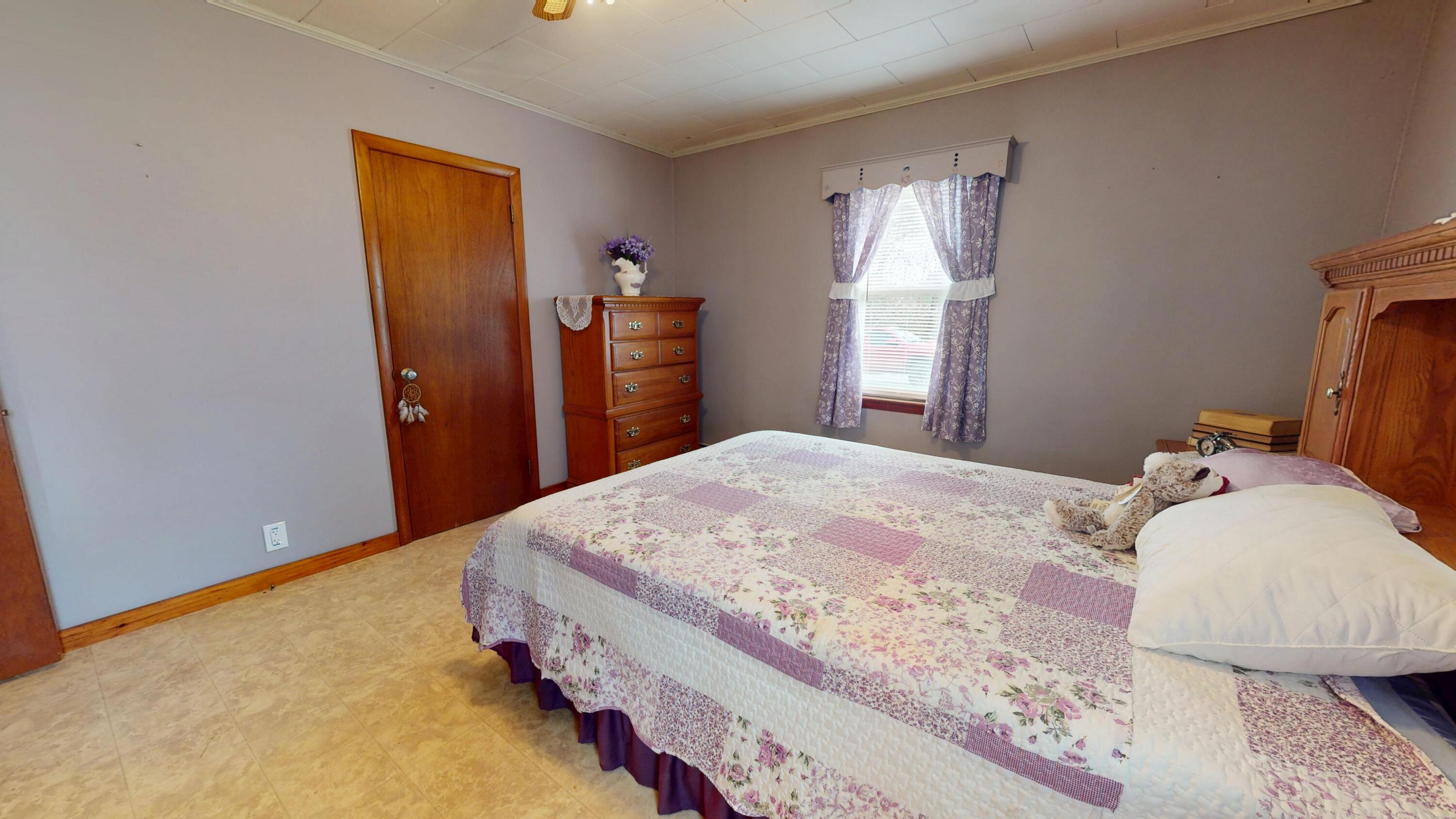 48 South Lisbon Road Lewiston, ME 04240 - Photo 15 of 32 15. Bedroom 1