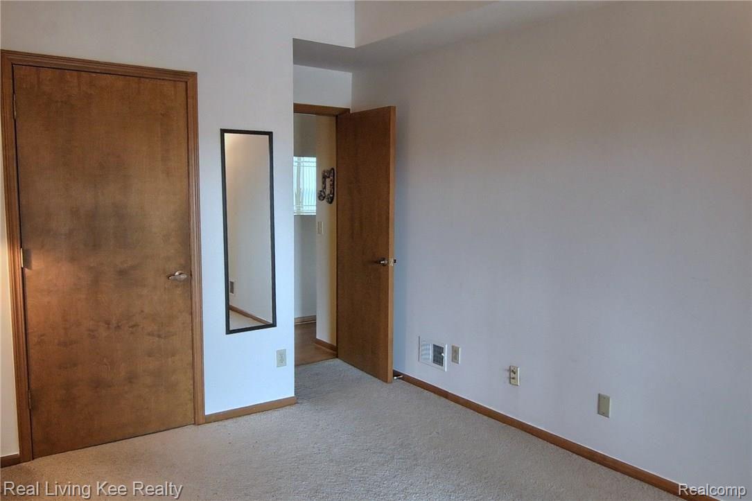 875 GreenView Court, Unit 64 Rochester, MI 48307 - Photo 20 of 31 2nd_Bedroom_2nd_View.jpg