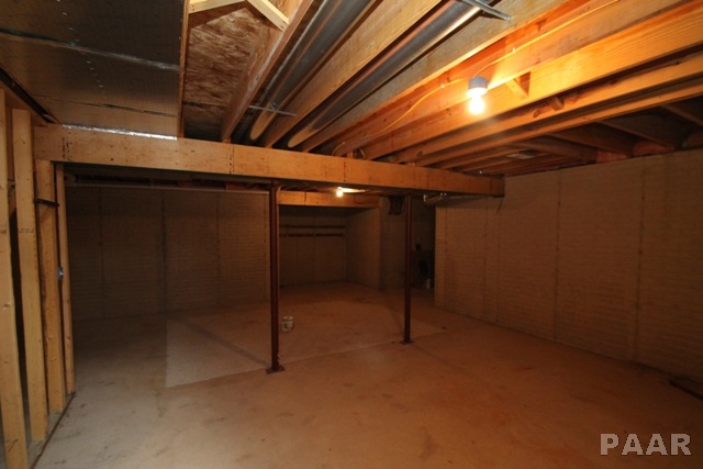 809 North Kickapoo Creek Road Peoria, IL 61604 - Photo 21 of 24 Gallery Image 21