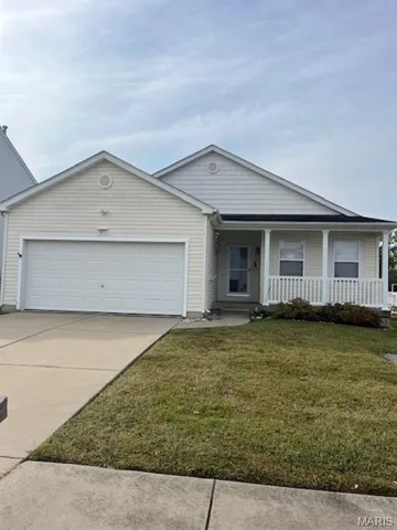 $250,000 | 971 Koenig Drive, Godfrey, IL 62035
