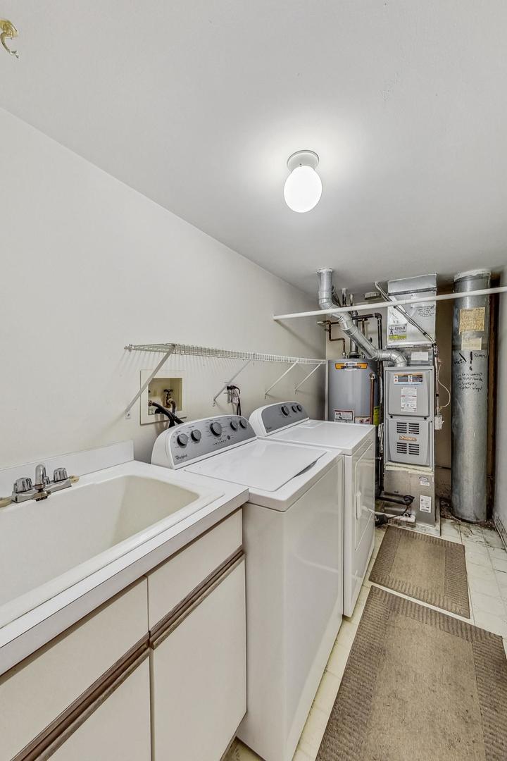 786 Old Checker Road Buffalo Grove, IL 60089 - Photo 15 of 30 Gallery Image 15