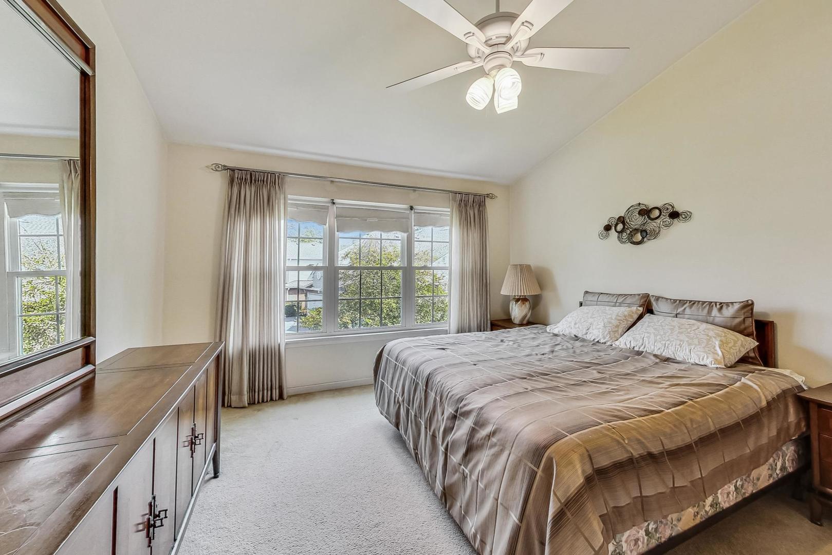 786 Old Checker Road Buffalo Grove, IL 60089 - Photo 19 of 30 Gallery Image 19