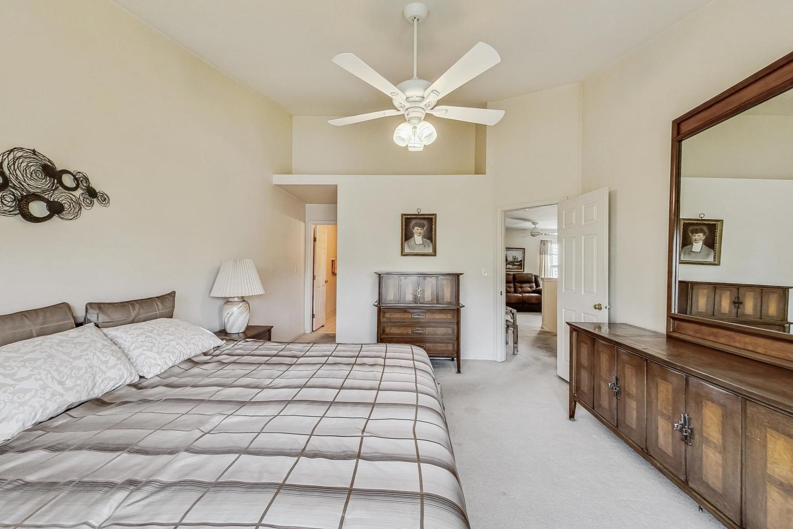 786 Old Checker Road Buffalo Grove, IL 60089 - Photo 20 of 30 Gallery Image 20