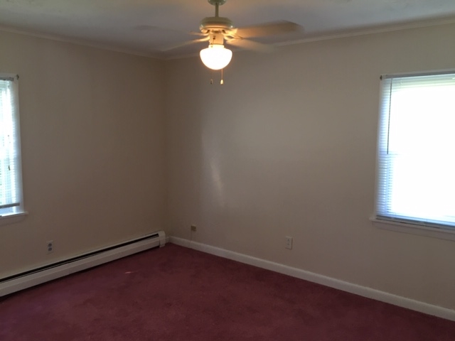 34 Edwards Street Colebrook, NH 03576 - Photo 13 of 19 Gallery Image 13