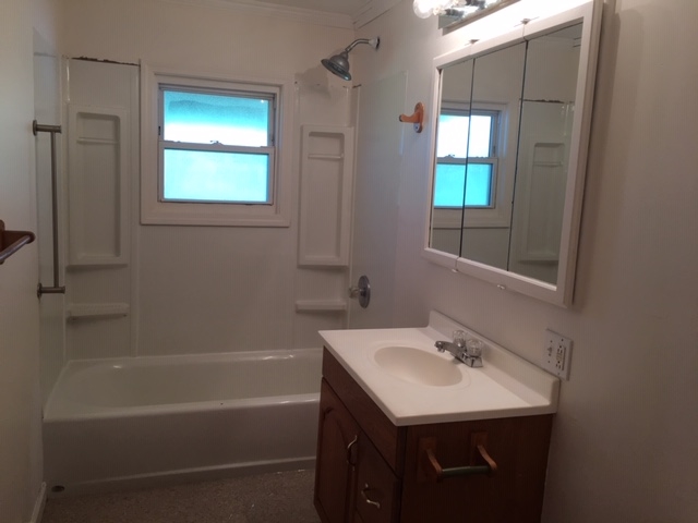 34 Edwards Street Colebrook, NH 03576 - Photo 14 of 19 Gallery Image 14