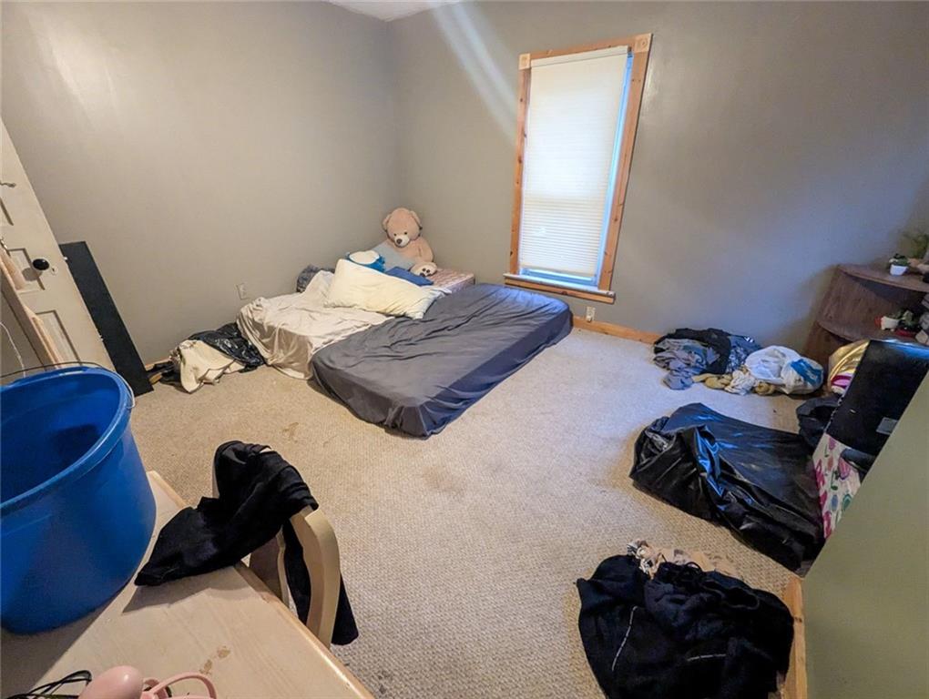 29 Main Street Freeport, PA 16229 - Photo 29 of 34 a bedroom with a bed and dresser