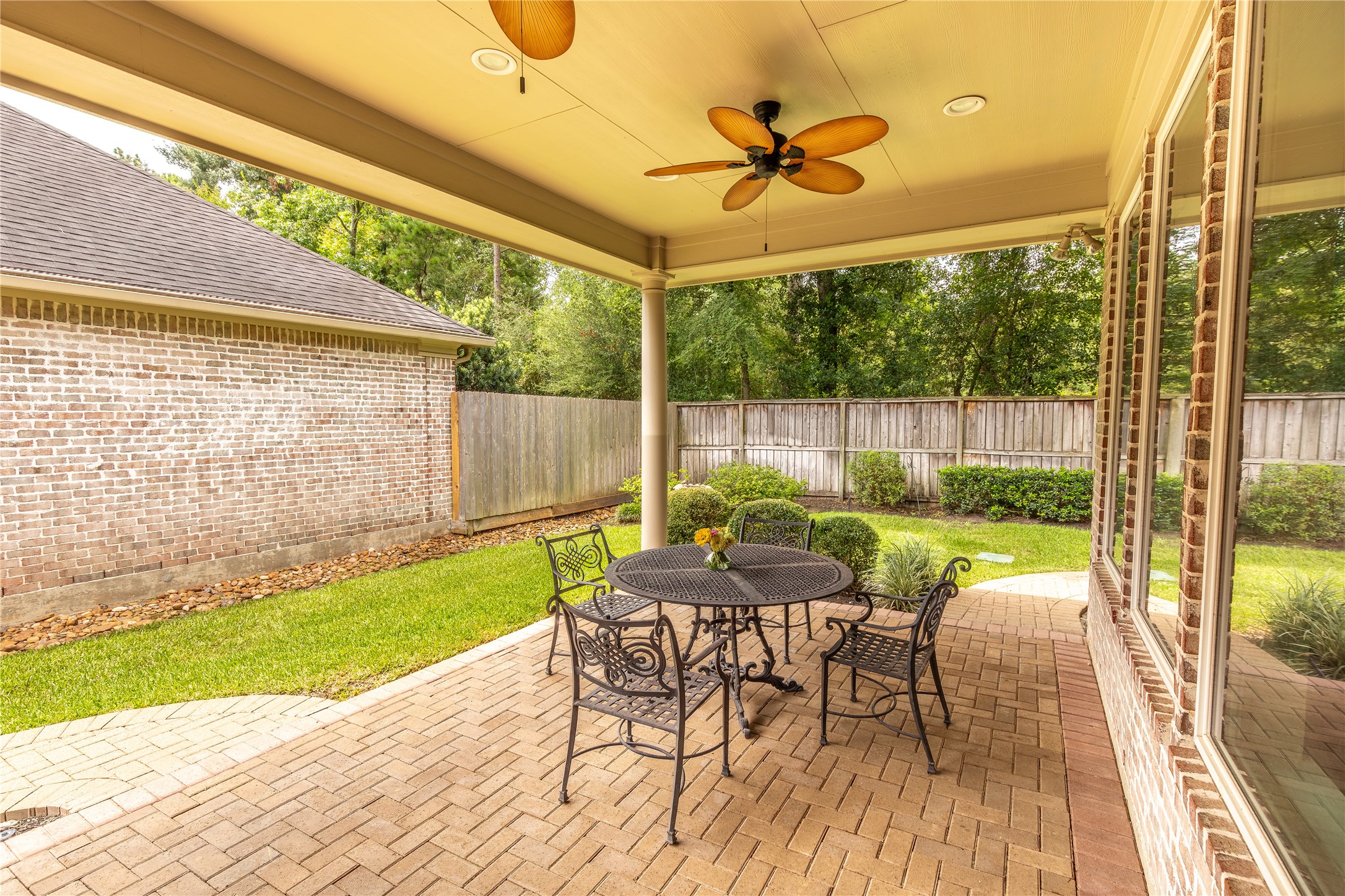 19 Palmer Green Place Spring, TX 77381 - Photo 7 of 30 Patio