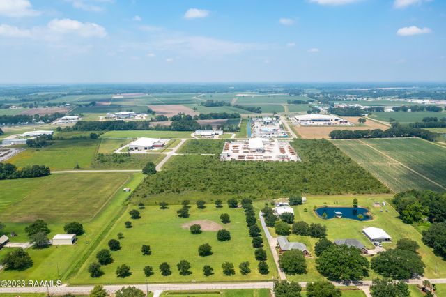 $483,085 | 1 Paul Segura Parkway, New Iberia, LA 70560