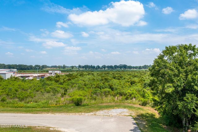 $483,085 | 1 Paul Segura Parkway, New Iberia, LA 70560