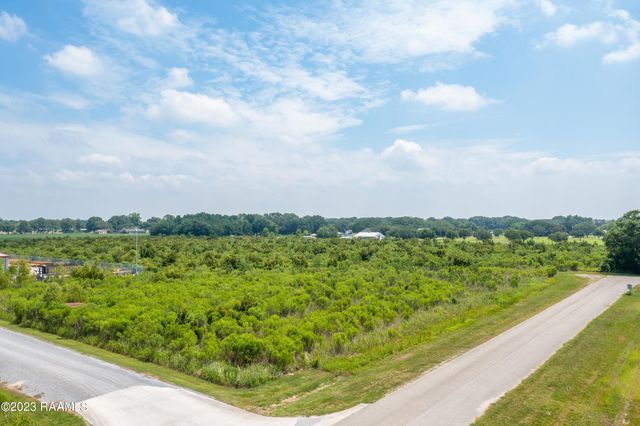 $483,085 | 1 Paul Segura Parkway, New Iberia, LA 70560