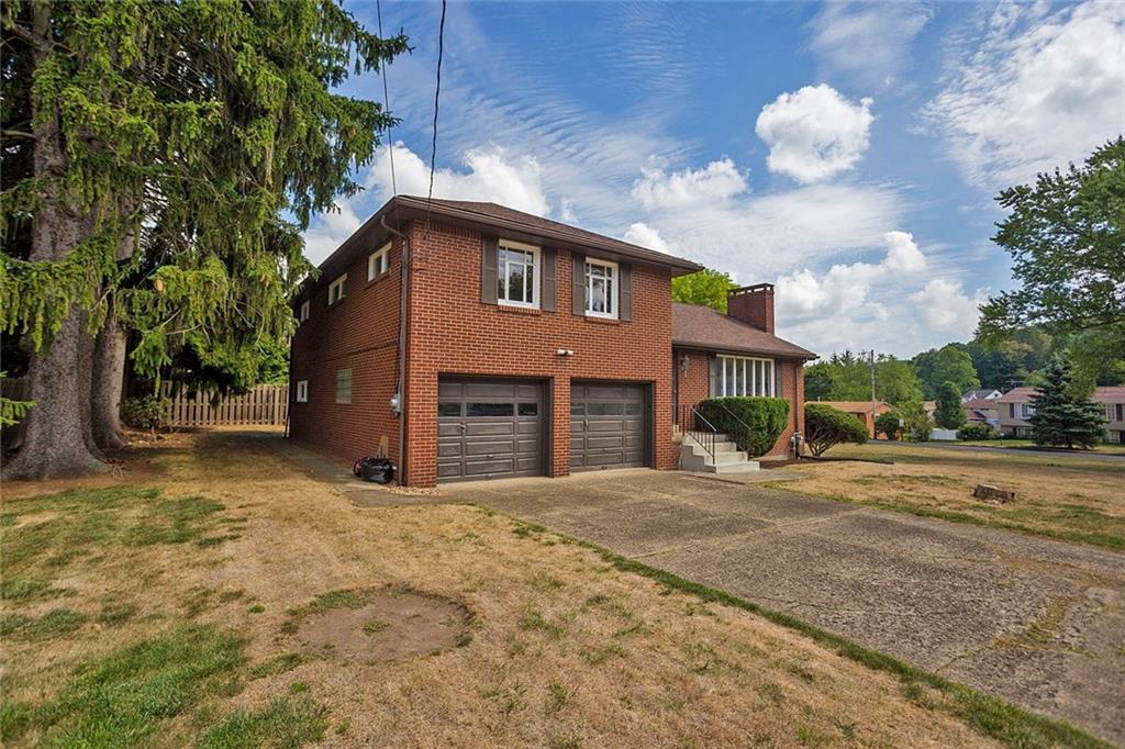 110 McWilliams Road Trafford, PA 15085 - Photo 2 of 25 Gallery Image 2