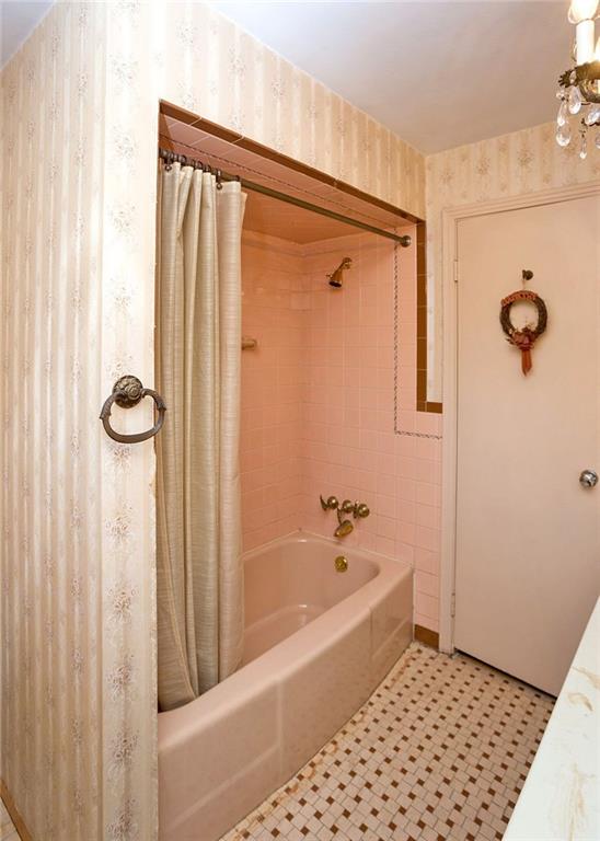 110 McWilliams Road Trafford, PA 15085 - Photo 19 of 25 Gallery Image 19