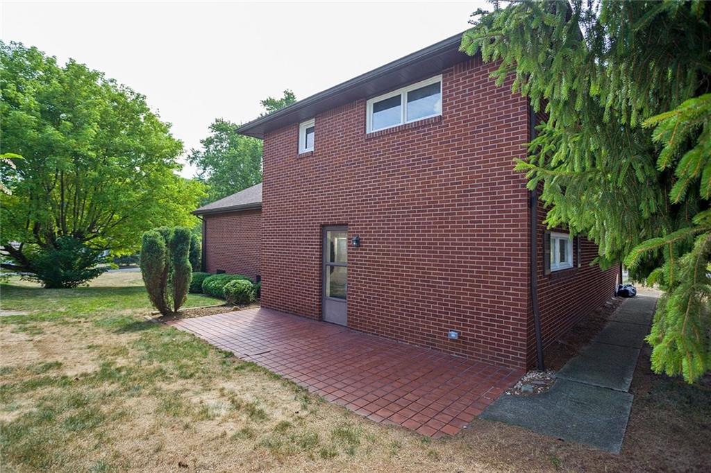 110 McWilliams Road Trafford, PA 15085 - Photo 5 of 25 Gallery Image 5