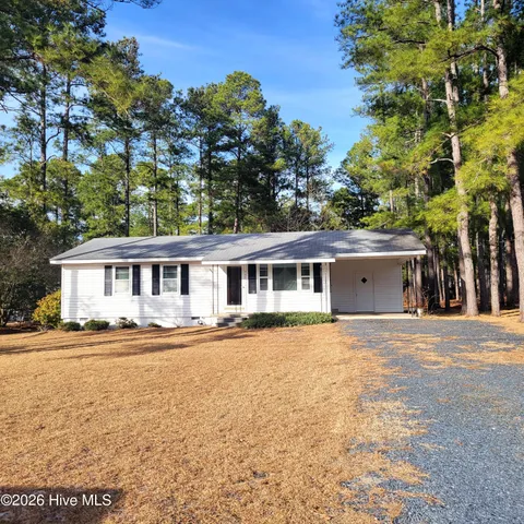 $1,500 | 735 West Philadelphia Avenue, Pinebluff, NC 28373