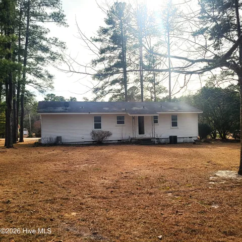 $1,500 | 735 West Philadelphia Avenue, Pinebluff, NC 28373