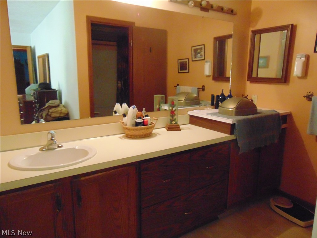 85 Park Road, Unit 85 Painesville, OH 44077 - Photo 10 of 14 Gallery Image 10