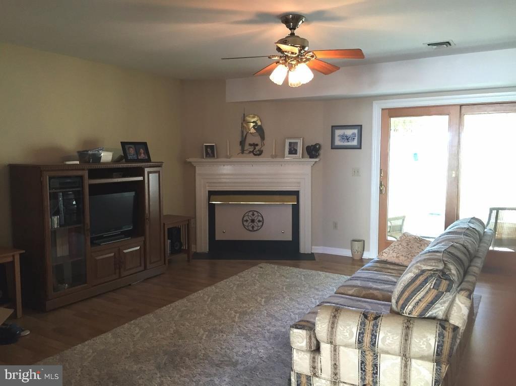 2172 Wexford Road Palmyra, PA 17078 - Photo 3 of 19 Gallery Image 3