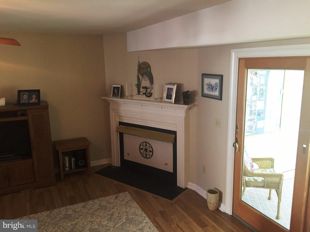 2172 Wexford Road Palmyra, PA 17078 - Photo 4 of 19 Gallery Image 4