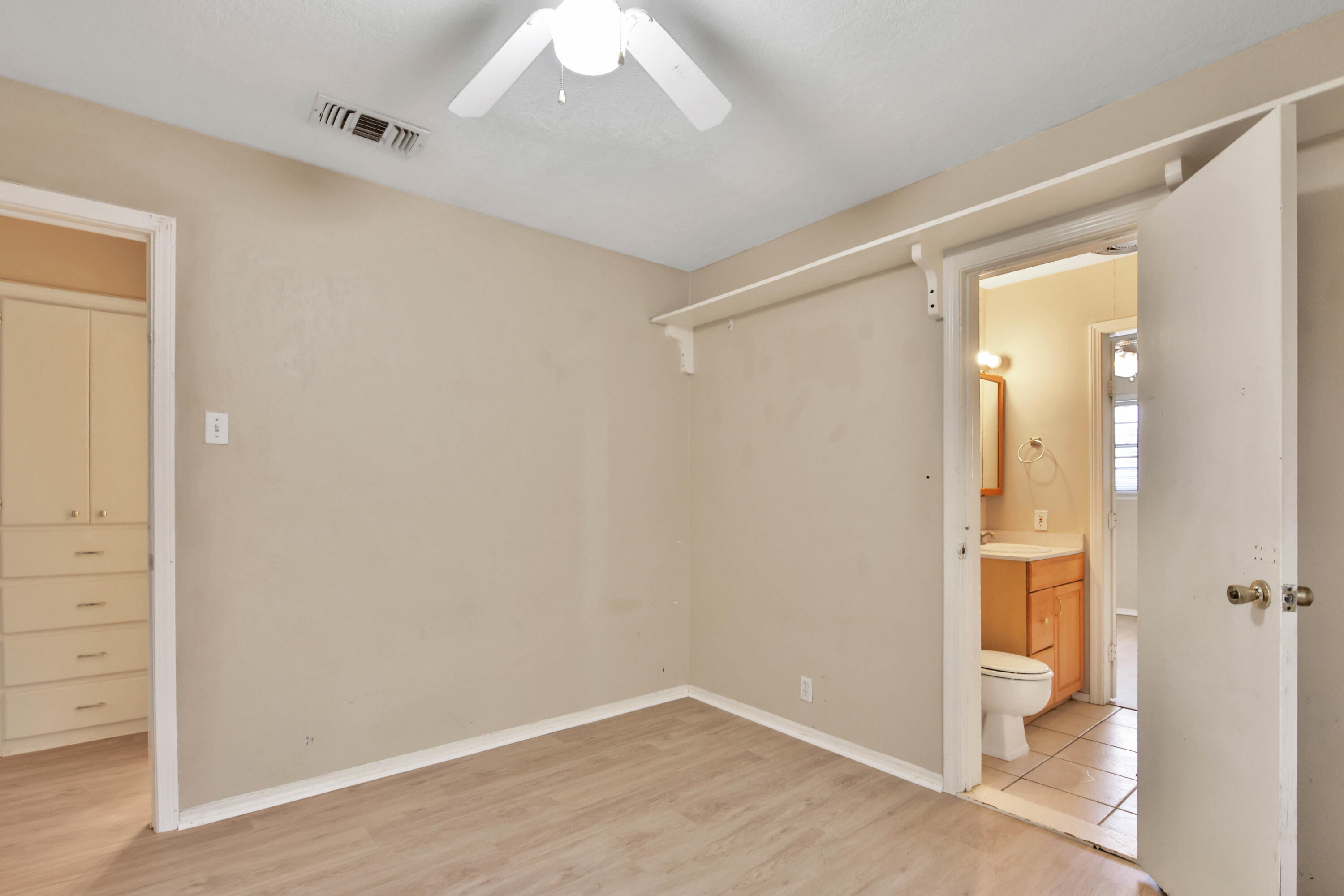 2810 42nd Street Lubbock, TX 79413 - Photo 25 of 39 IMG_0037