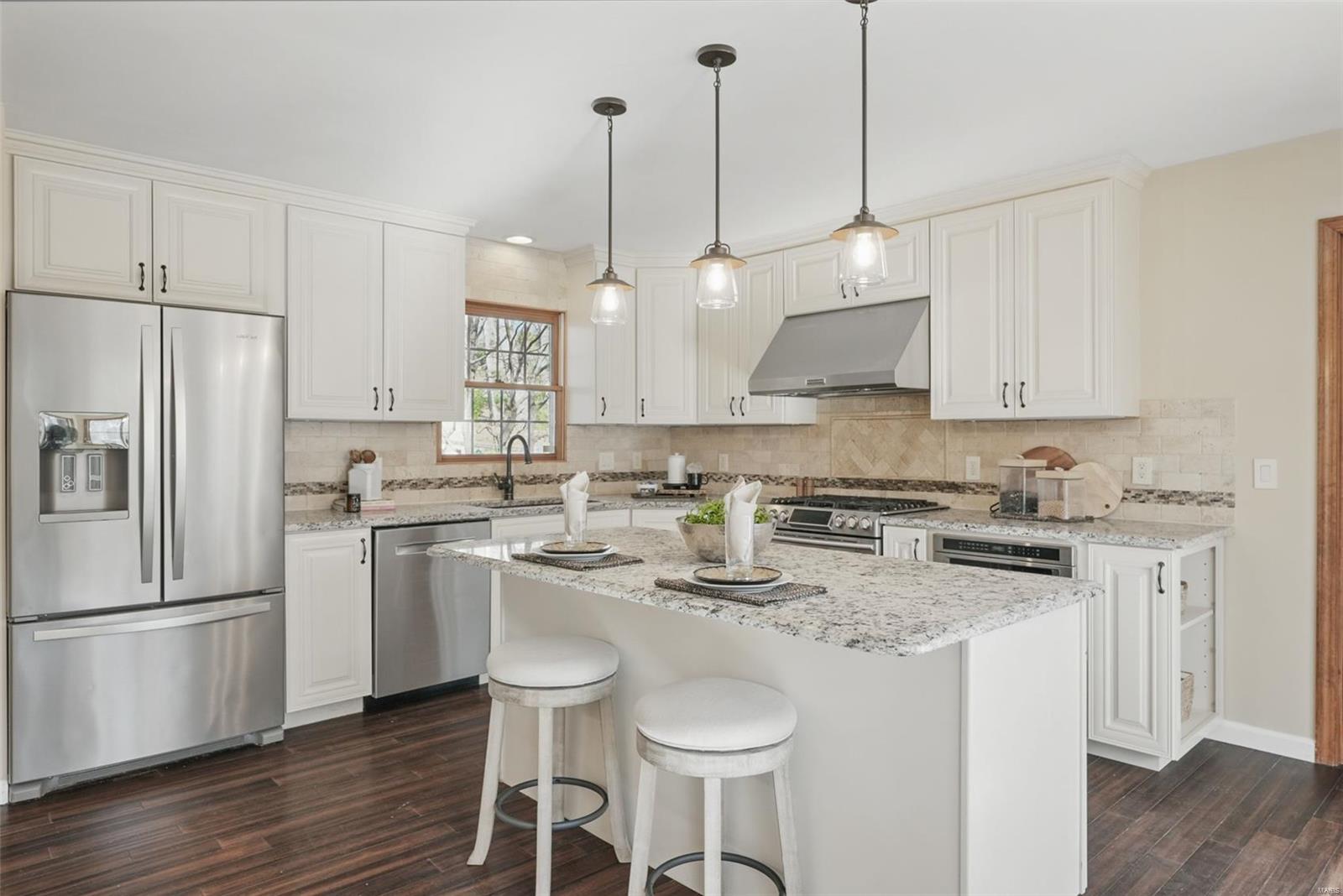 33 Green View Drive Defiance, MO 63341 - Photo 17 of 57