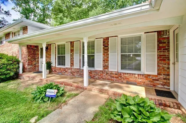 $2,595 | 3907 Jerusalem Court, Tucker, GA 30084