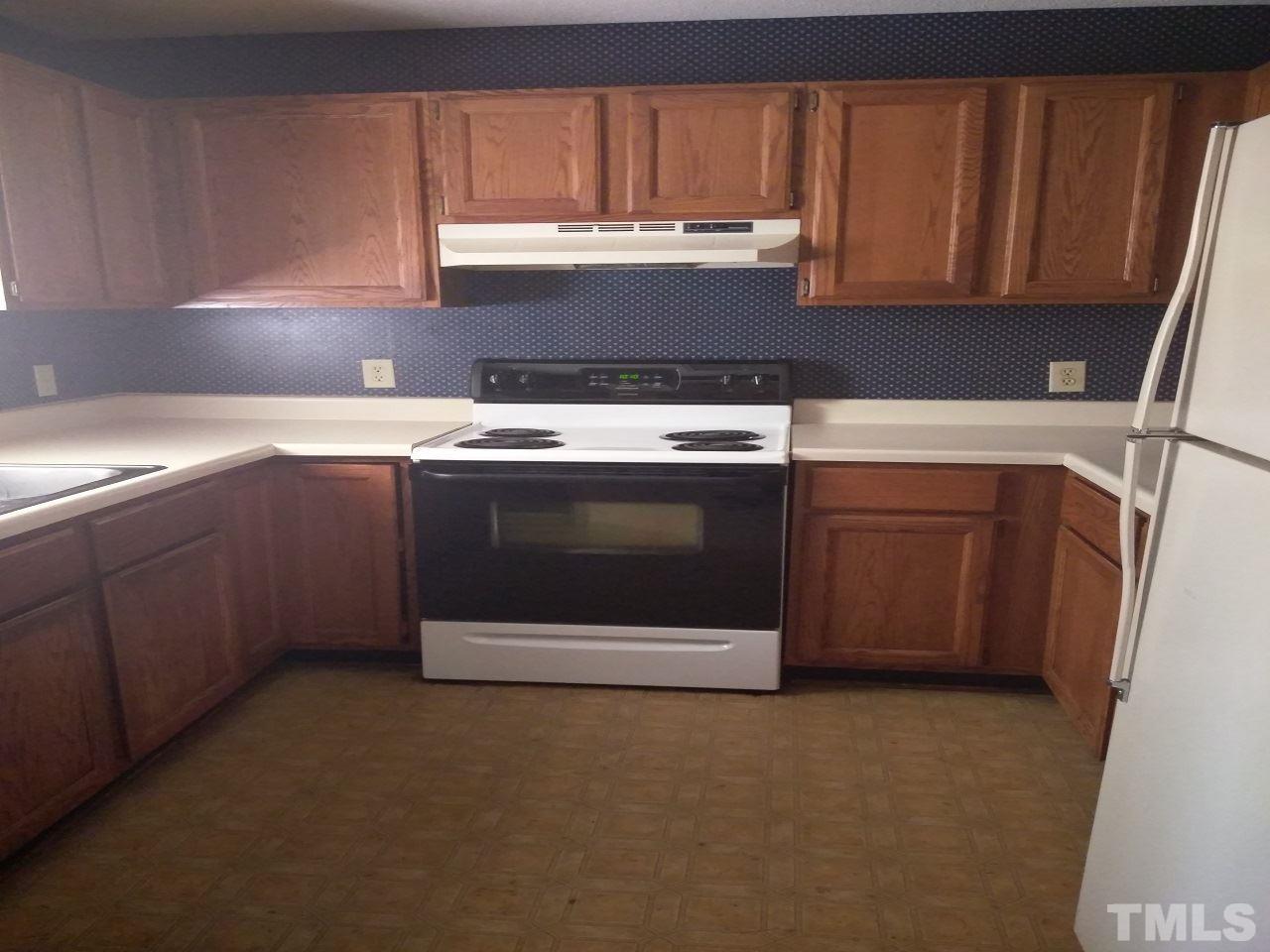 1506 Township Circle Raleigh, NC 27609 - Photo 2 of 6