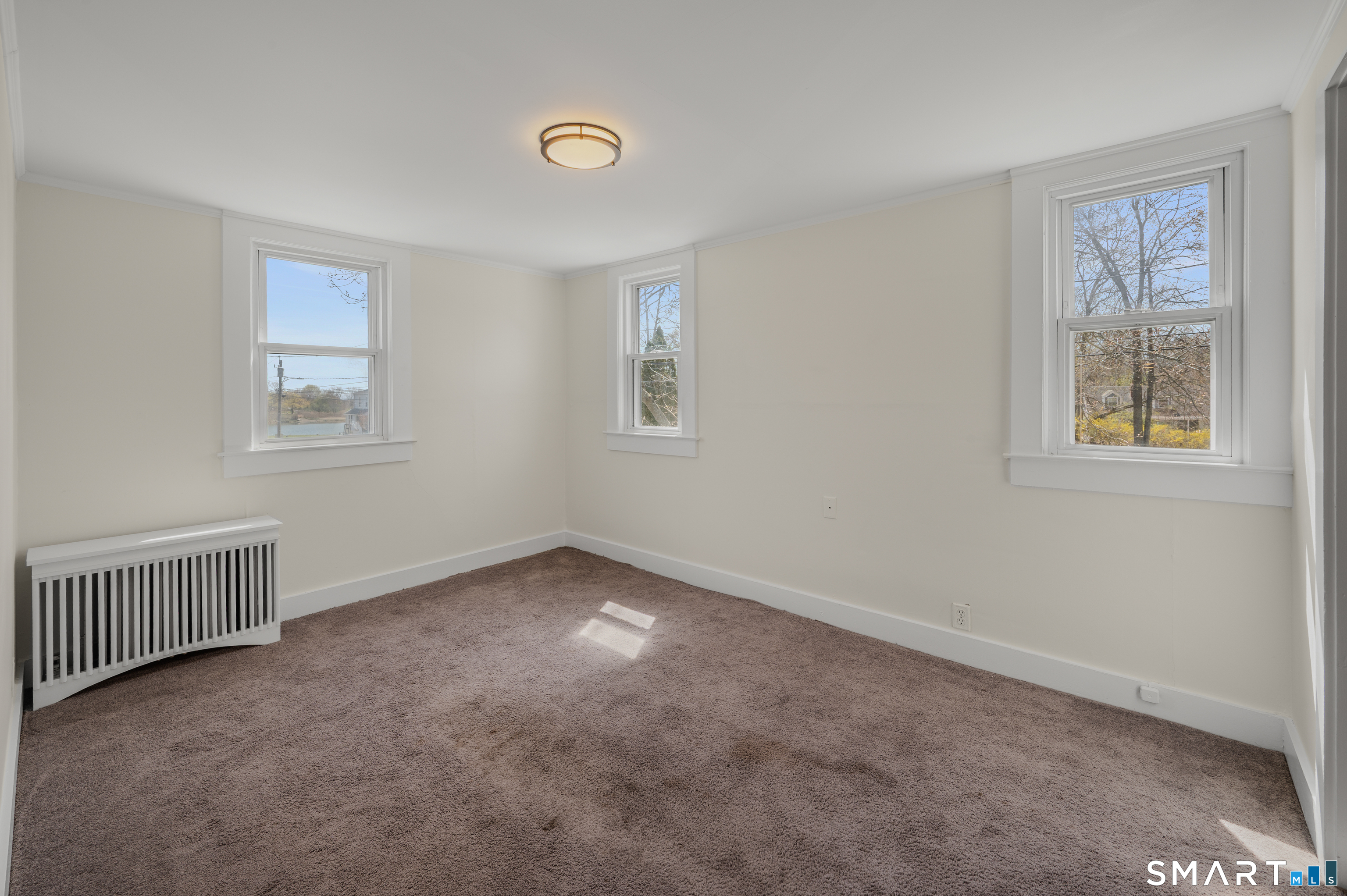 23 Ridgewood Avenue Waterford, CT 06385 - Photo 17 of 37