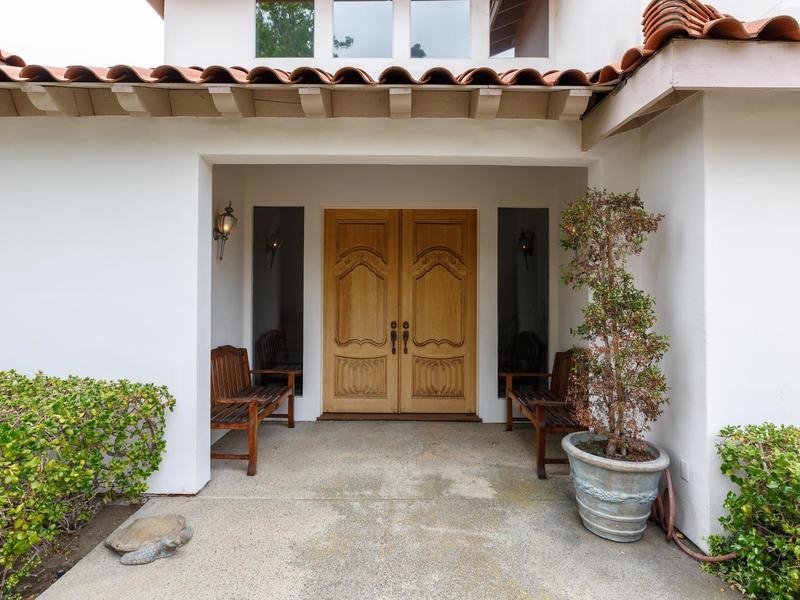 2060 Oceanview Road Oceanside, CA 92056 - Photo 3 of 25 Gallery Image 3