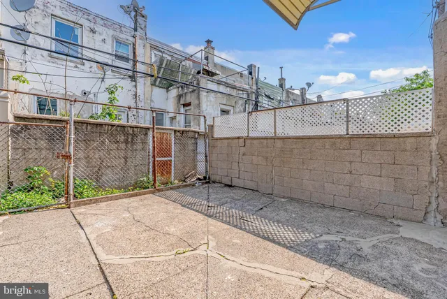 $1,999 | 2839 Winton Street, Philadelphia, PA 19145