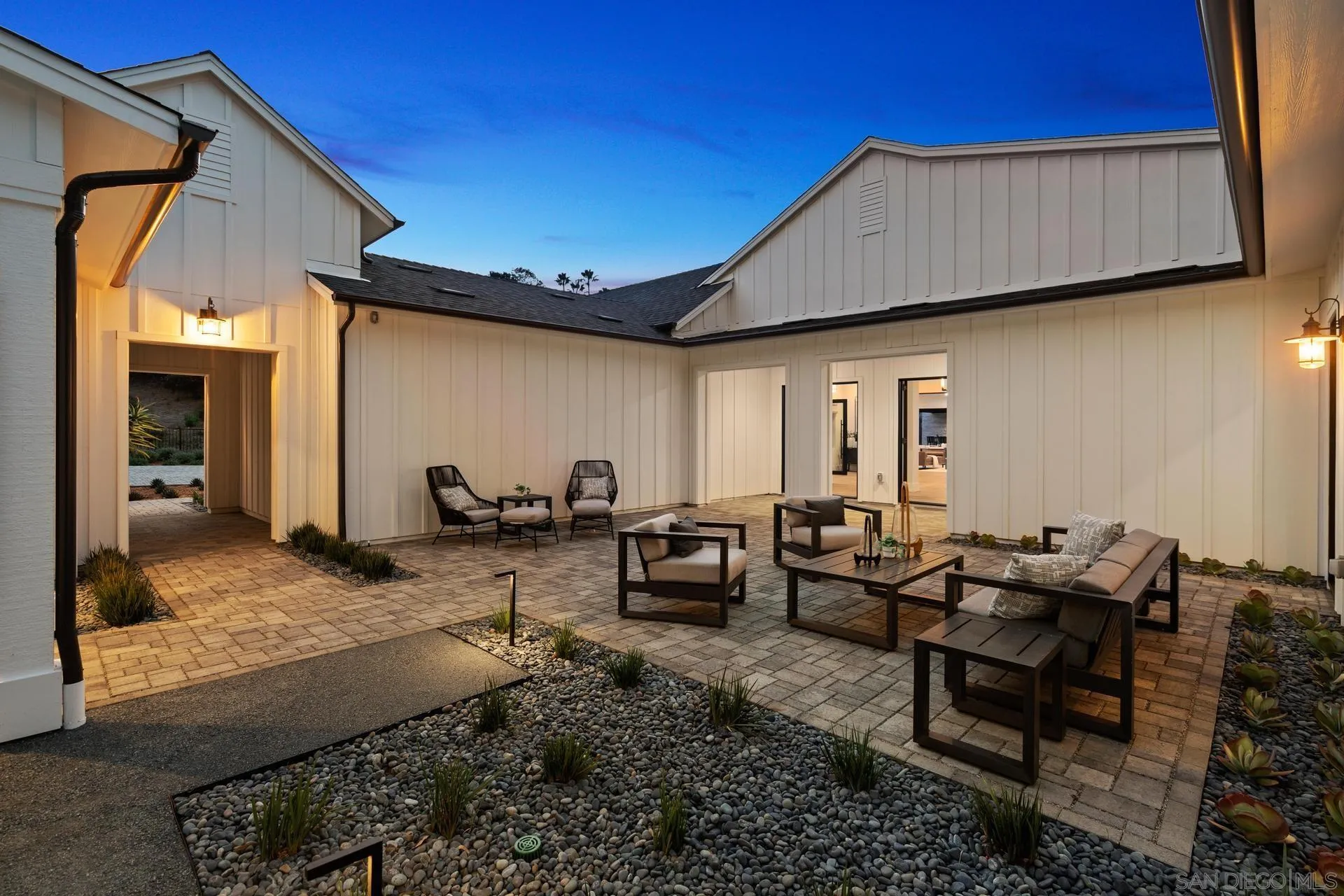 16073 Via Monte Rancho Santa Fe, CA 92067 - Photo 57 of 62 a building outdoor space with patio furniture