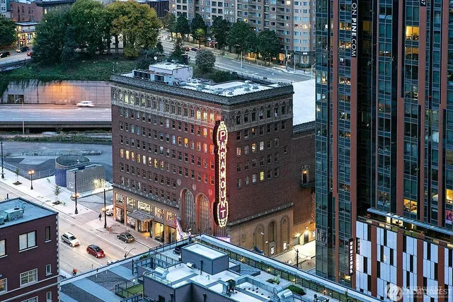 $599,000 | 737 Olive Way, Unit 1903, Seattle, WA 98101