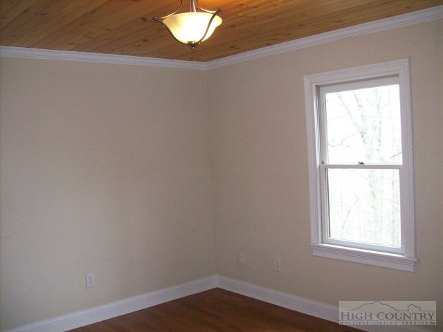 150 Sequoia Lane Boone, NC 28607 - Photo 4 of 7 Gallery Image 4