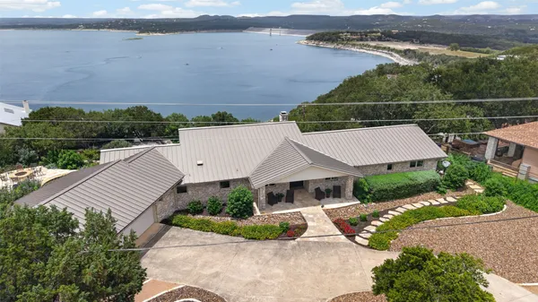 $1,150,000 | 955 Skyline Drive, Canyon Lake, TX 78133