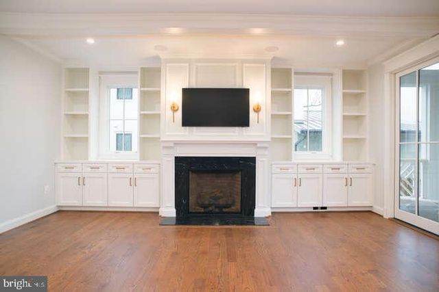 $2,020,300 | 3303 Cameron Mills Road, Alexandria, VA 22302