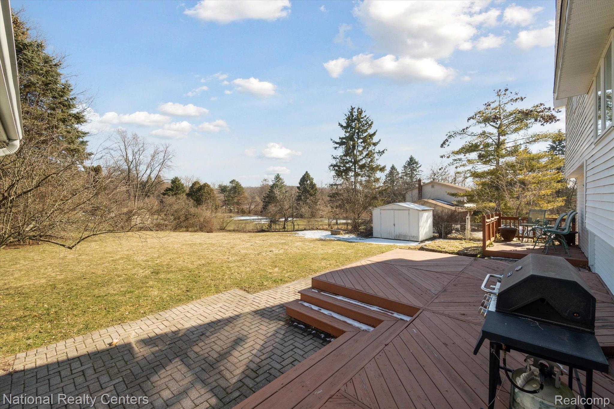 5786 Edgar Road Clarkston, MI 48346 - Photo 48 of 49 Gallery Image 48