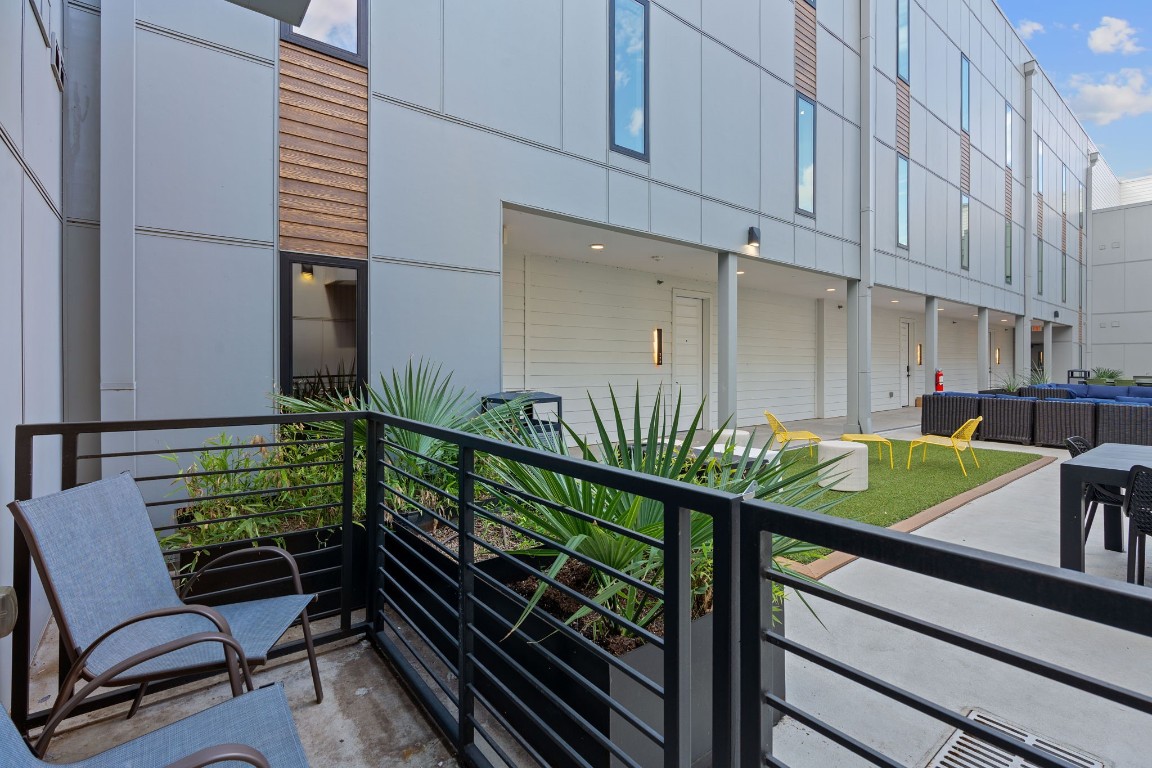 2220 Webberville Road, Unit 225 Austin, TX 78702 - Photo 6 of 21