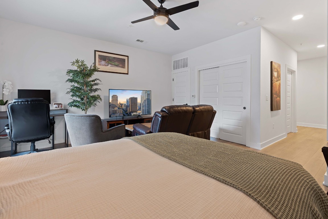 2220 Webberville Road, Unit 225 Austin, TX 78702 - Photo 10 of 21