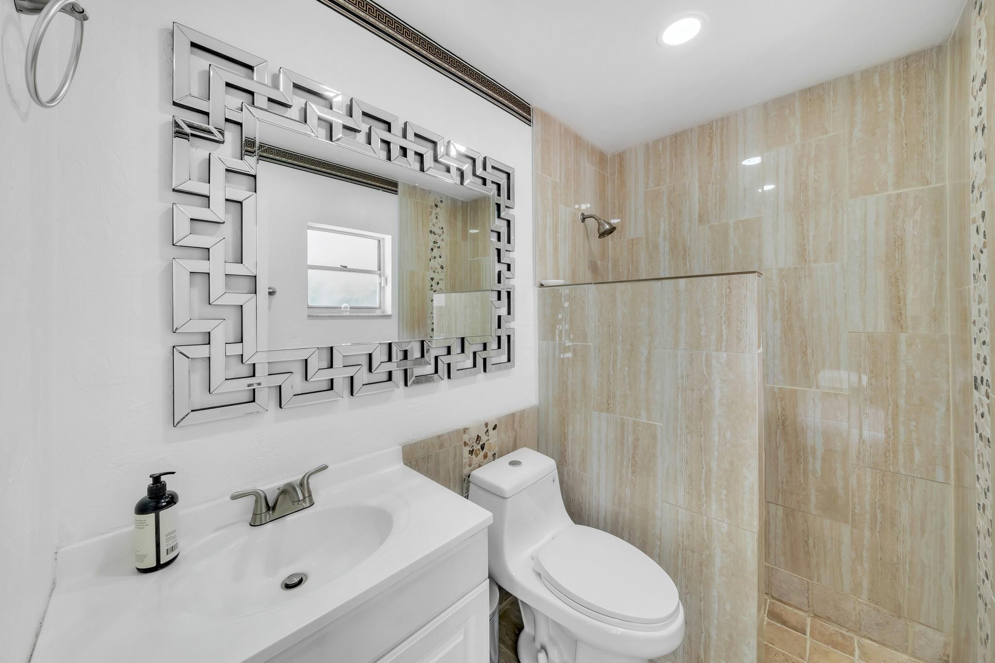 9976 Liberty Road Boca Raton, FL 33434 - Photo 13 of 37 Photo 13