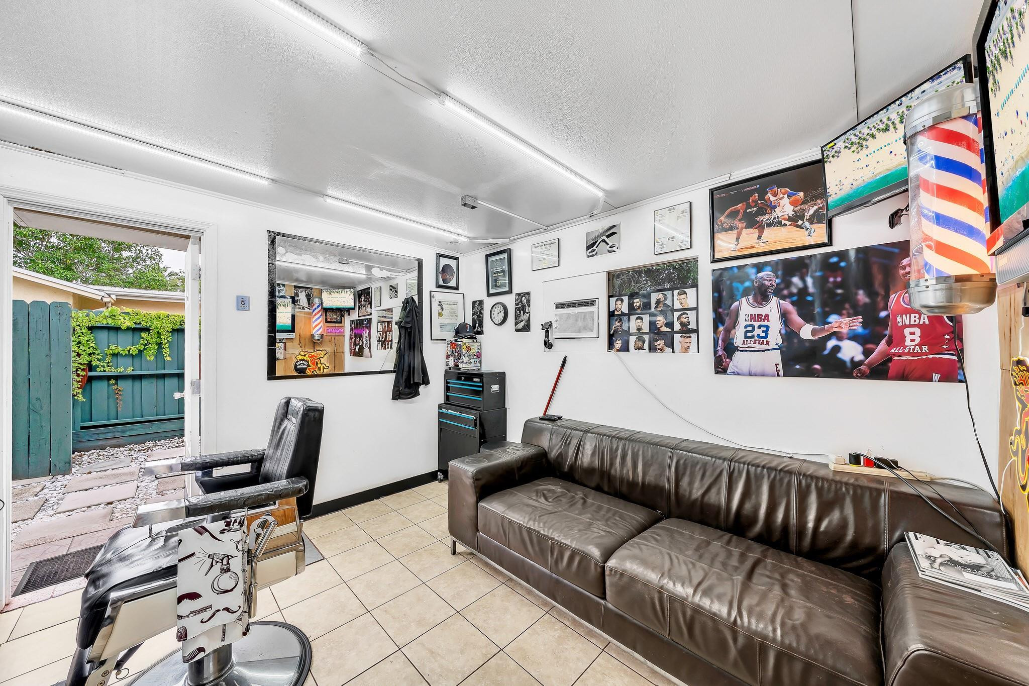 9976 Liberty Road Boca Raton, FL 33434 - Photo 29 of 37 Photo 29