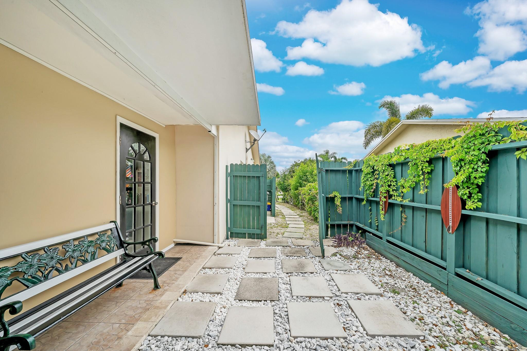 9976 Liberty Road Boca Raton, FL 33434 - Photo 33 of 37 Photo 33