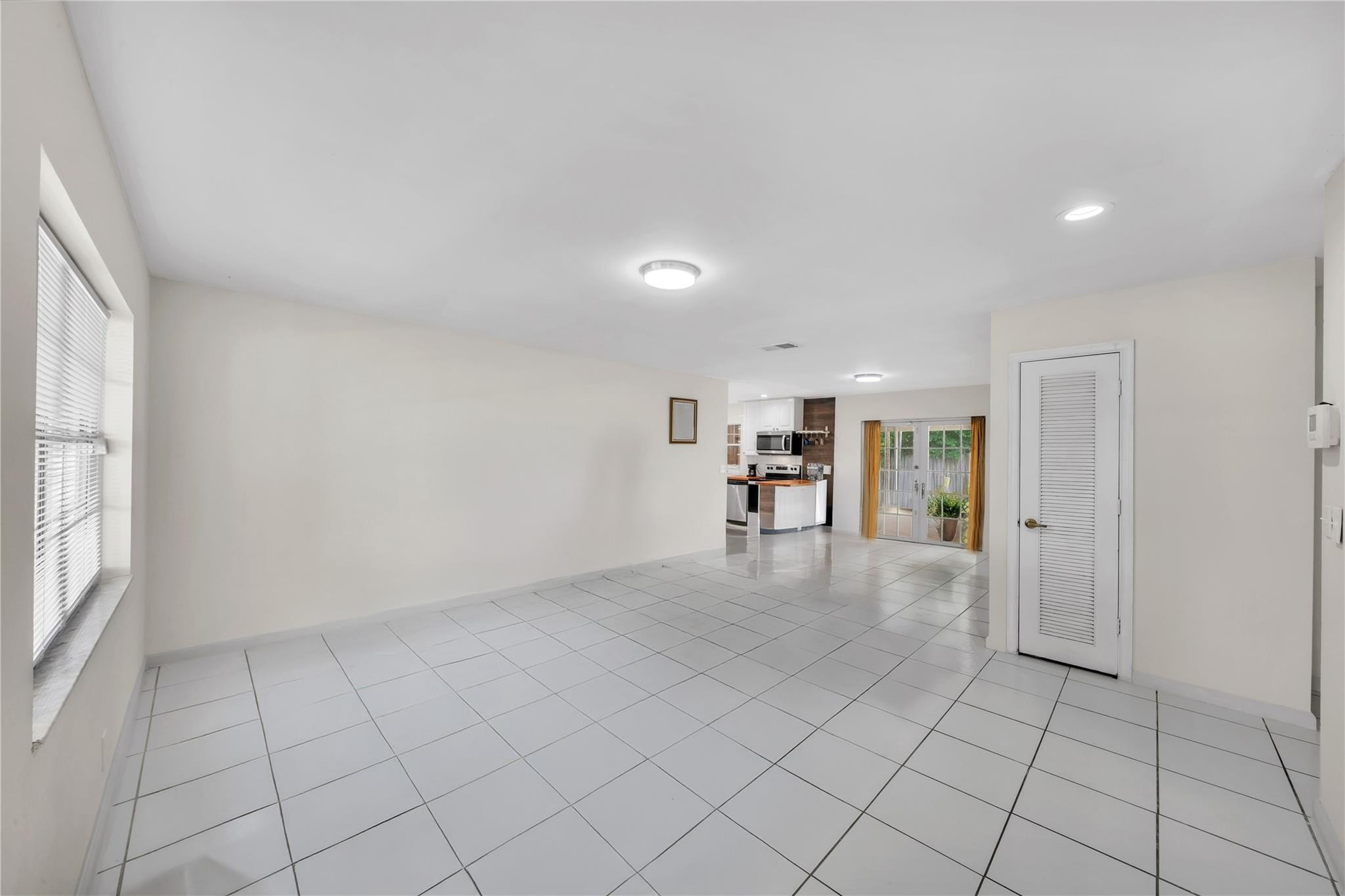 9976 Liberty Road Boca Raton, FL 33434 - Photo 4 of 37 Photo 4