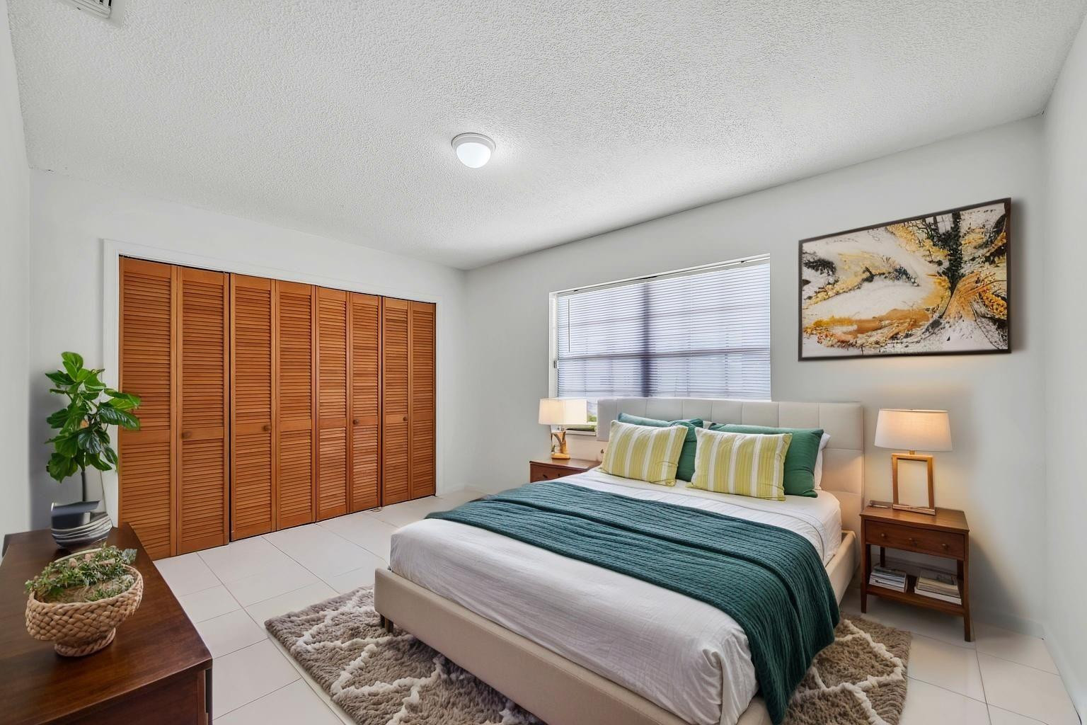 9976 Liberty Road Boca Raton, FL 33434 - Photo 5 of 37 Photo 5