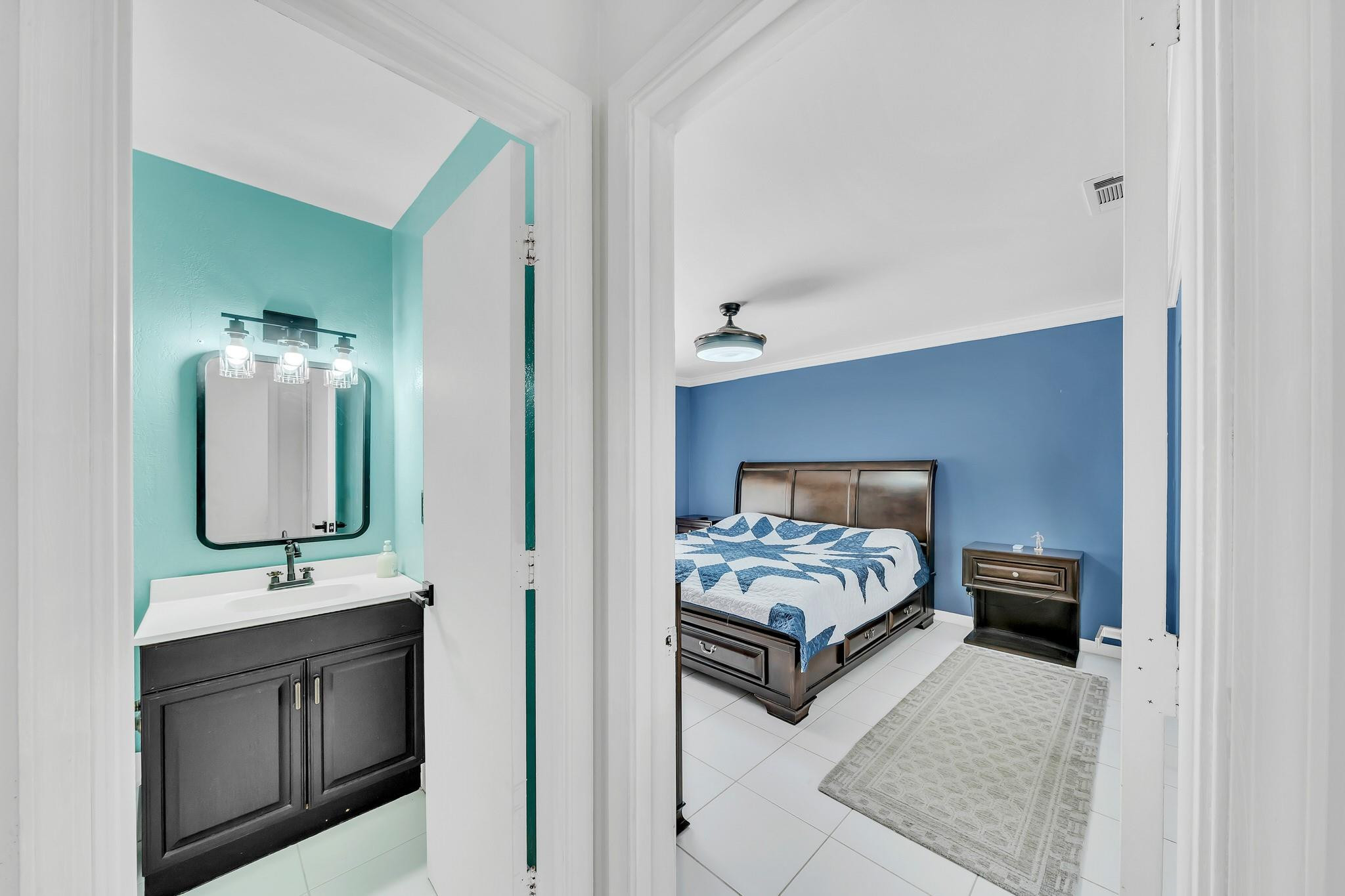 9976 Liberty Road Boca Raton, FL 33434 - Photo 9 of 37 Photo 9