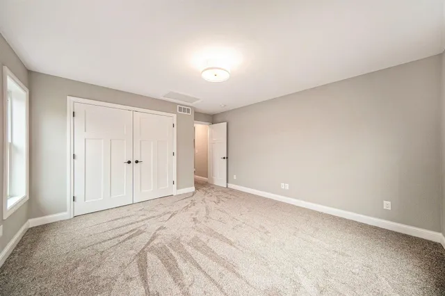 $695,000 | 5182 Grande View Lane, Jackson, MI 49201